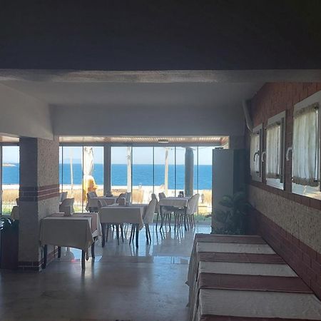 Yenifoca Ersan Hotel Экстерьер фото