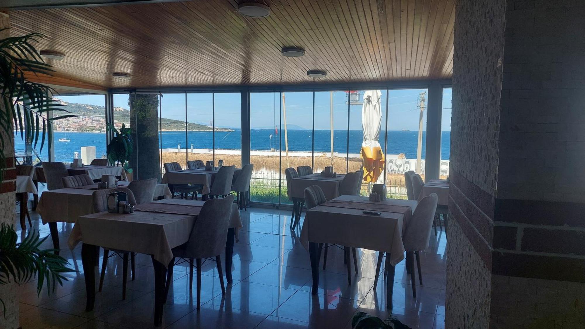 Yenifoca Ersan Hotel Экстерьер фото