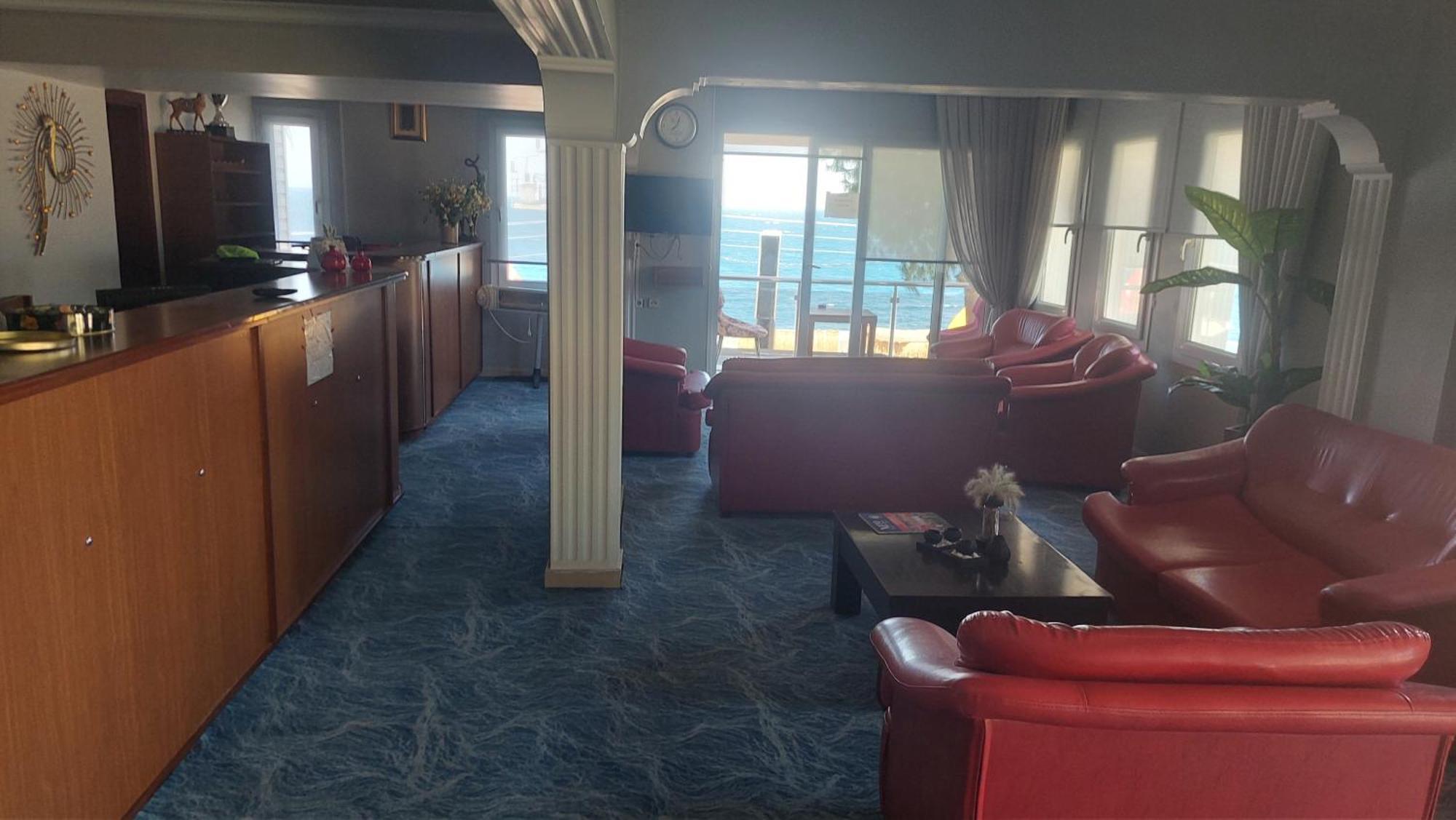 Yenifoca Ersan Hotel Экстерьер фото